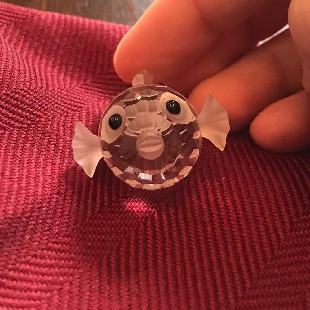 Swarovski crystal blow fish